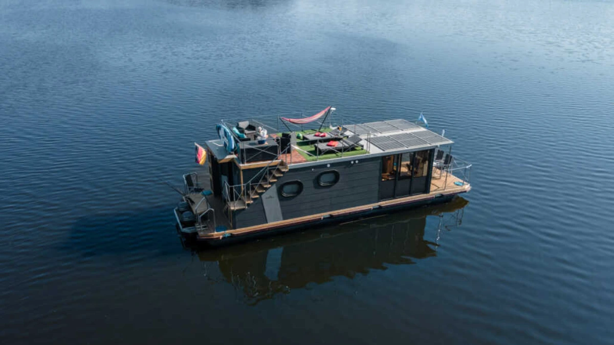 Luxus Hausboot Mecklenburgische Seenplatte – Urlaub mit Stil und Komfort